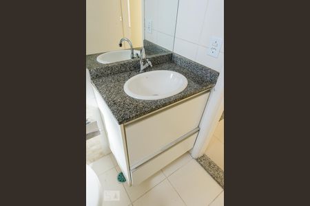 Detalhe Banheiro de apartamento à venda com 2 quartos, 50m² em Vila Industrial, Campinas