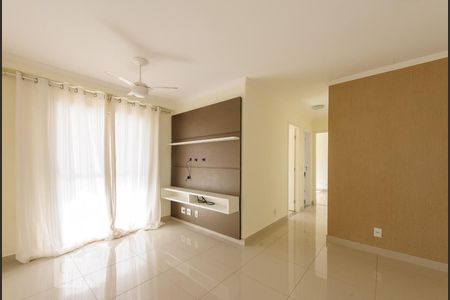 Sala de apartamento à venda com 2 quartos, 50m² em Vila Industrial, Campinas