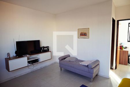 Sala de apartamento à venda com 2 quartos, 45m² em Monsenhor Messias, Belo Horizonte