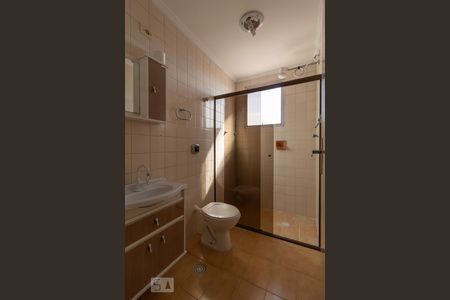 Banheiro de apartamento à venda com 2 quartos, 93m² em Jaguaribe, Osasco