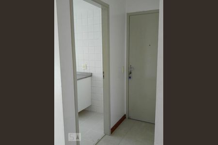 Entrada de apartamento para alugar com 2 quartos, 50m² em Jardim Vila Formosa, São Paulo