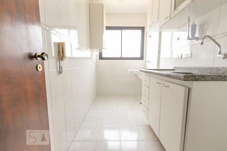 Cozinha de apartamento à venda com 1 quarto, 44m² em Vila Mangalot, São Paulo