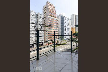 Varanda de kitnet/studio à venda com 1 quarto, 33m² em Bela Vista, São Paulo