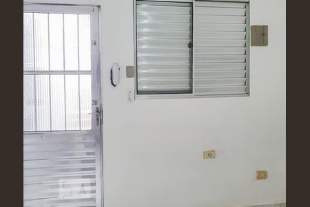 Quarto/ Sala de casa para alugar com 1 quarto, 32m² em Ipiranga, São Paulo