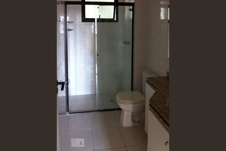 Banheiro de apartamento à venda com 3 quartos, 83m² em Empresarial 18 do Forte , Barueri
