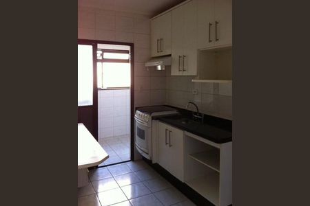 Cozinha de apartamento à venda com 3 quartos, 83m² em Empresarial 18 do Forte , Barueri