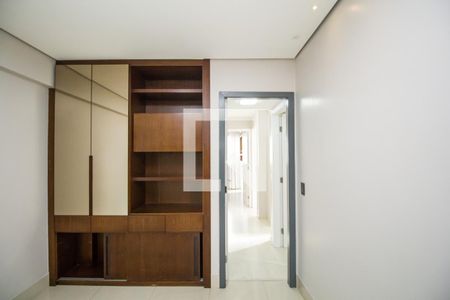 Sala de apartamento para alugar com 3 quartos, 90m² em Santo Agostinho, Belo Horizonte