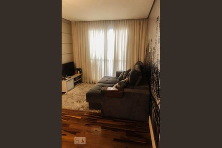 Sala de apartamento à venda com 3 quartos, 69m² em Vila das Mercês, São Paulo