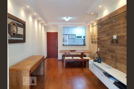 Sala de apartamento à venda com 3 quartos, 72m² em Vila Ipojuca, São Paulo