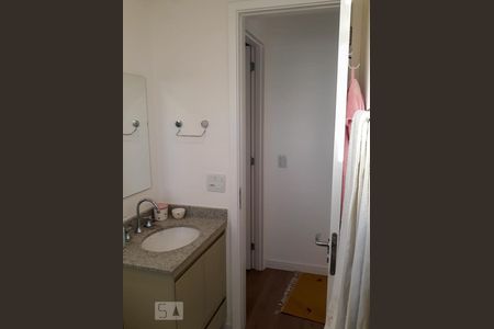 Banheiro de apartamento para alugar com 2 quartos, 69m² em Barra Funda, São Paulo