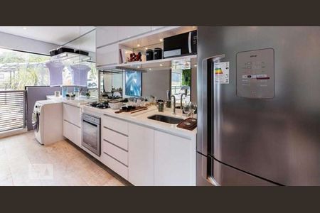 Cozinha de apartamento à venda com 3 quartos, 94m² em Mirandópolis, São Paulo