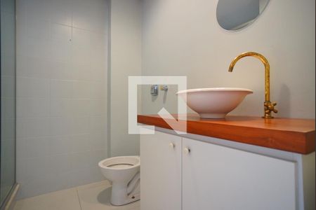 Banheiro Corredor de apartamento à venda com 2 quartos, 92m² em Auxiliadora, Porto Alegre