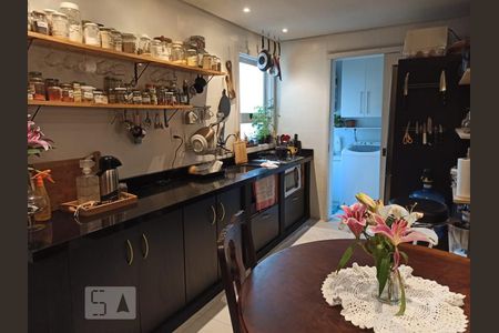 Cozinha de apartamento à venda com 2 quartos, 92m² em Auxiliadora, Porto Alegre