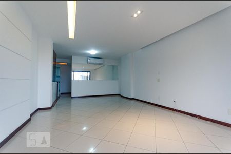 Sala de apartamento à venda com 3 quartos, 140m² em Jardim Botânico, Rio de Janeiro