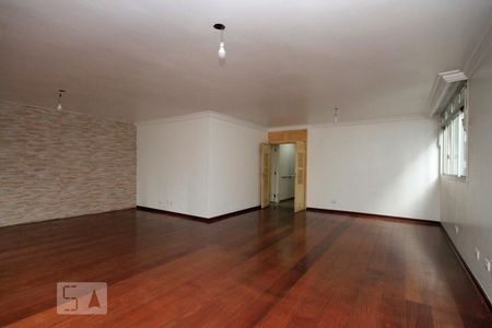 Apartamento à venda com 210m², 4 quartos e 2 vagasSala