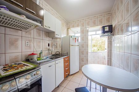 Cozinha  de apartamento à venda com 1 quarto, 52m² em Humaitá, Porto Alegre