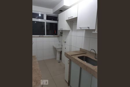 Cozinha e Área de Serviço de apartamento para alugar com 2 quartos, 46m² em São Cristóvão, Rio de Janeiro
