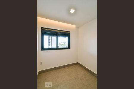 Quarto de apartamento à venda com 2 quartos, 72m² em Pinheiros, São Paulo