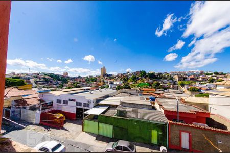 Sala - Vista de apartamento à venda com 3 quartos, 90m² em Santo André, Belo Horizonte