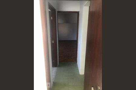 Corredor de apartamento para alugar com 2 quartos, 70m² em Capela do Socorro, São Paulo