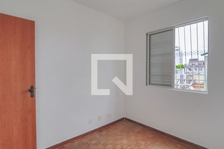 Quarto 1 de apartamento para alugar com 3 quartos, 110m² em Ipiranga, Belo Horizonte