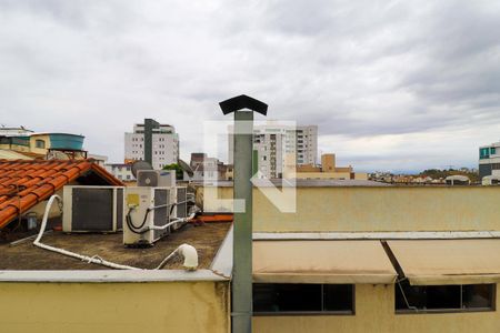 Vista do Quarto 1 de apartamento para alugar com 3 quartos, 110m² em Ipiranga, Belo Horizonte