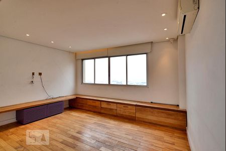 Sala de TV de apartamento à venda com 3 quartos, 240m² em Alto da Lapa, São Paulo