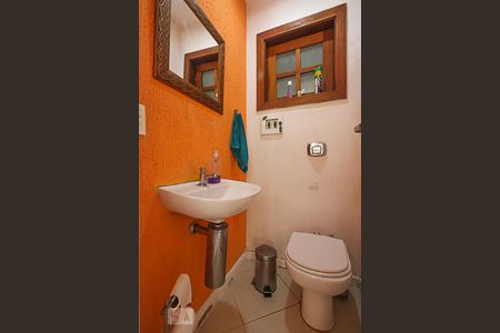 Lavabo de casa de condomínio para alugar com 6 quartos, 260m² em Vargem Pequena, Rio de Janeiro