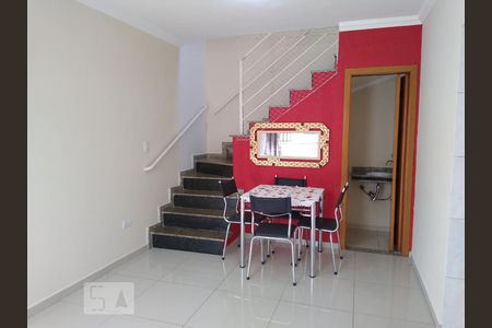 Sala de casa de condomínio para alugar com 2 quartos, 60m² em Penha de França, São Paulo