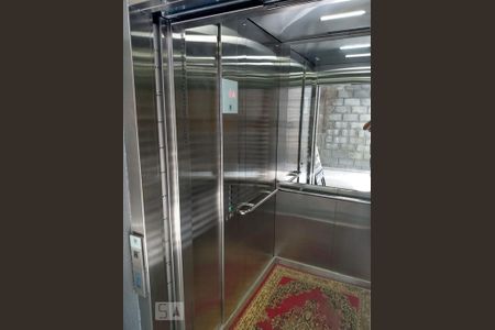 Elevador de kitnet/studio à venda com 1 quarto, 28m² em Vila Carrão, São Paulo