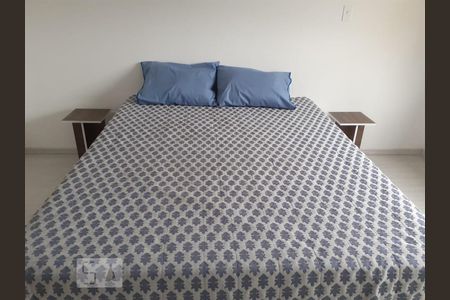 Dormitório de apartamento à venda com 1 quarto, 60m² em Centro, São Leopoldo