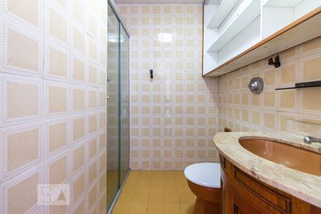 Banheiro de apartamento para alugar com 1 quarto, 30m² em Bela Vista, São Paulo