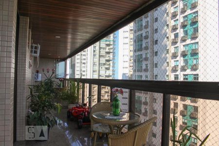 Varanda de apartamento à venda com 5 quartos, 190m² em Barra da Tijuca, Rio de Janeiro