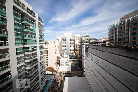 Vista da Sala de apartamento para alugar com 2 quartos, 80m² em Icaraí, Niterói