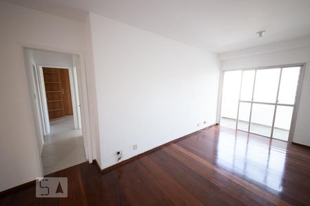 Sala de apartamento para alugar com 2 quartos, 80m² em Icaraí, Niterói