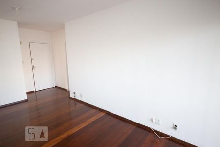 Sala de apartamento para alugar com 2 quartos, 80m² em Icaraí, Niterói