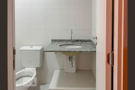 Banheiro de apartamento para alugar com 2 quartos, 66m² em Instituto de Previdência, São Paulo