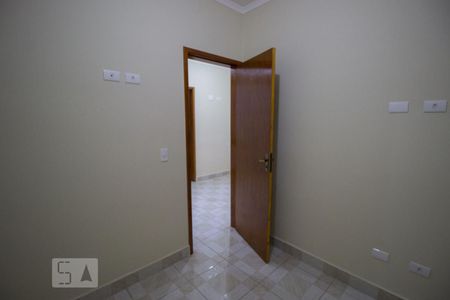 Quarto 1 de casa para alugar com 2 quartos, 32m² em Vila Pereira Cerca, São Paulo