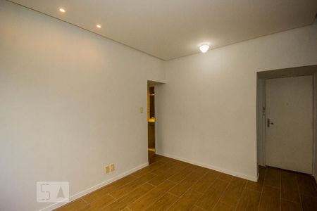 Sala de apartamento para alugar com 1 quarto, 38m² em Leme, Rio de Janeiro