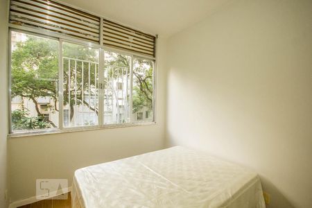 Quarto 1 de apartamento para alugar com 1 quarto, 38m² em Leme, Rio de Janeiro