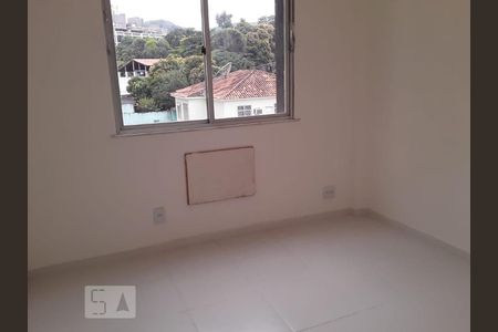 Quarto de apartamento para alugar com 3 quartos, 60m² em Tanque, Rio de Janeiro