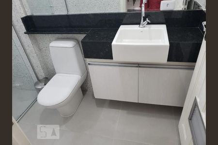 Banheiro de casa para alugar com 1 quarto, 35m² em Planalto Paulista, São Paulo
