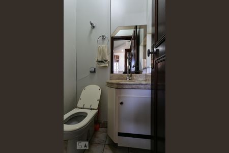 Lavabo 1 de casa à venda com 5 quartos, 230m² em Rio Branco, Belo Horizonte