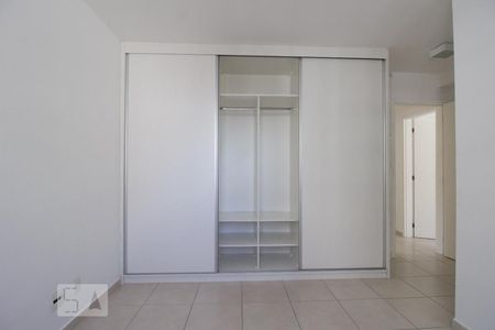 Suite - Armário de apartamento para alugar com 3 quartos, 73m² em Recreio dos Bandeirantes, Rio de Janeiro