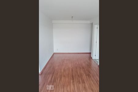 Sala de apartamento para alugar com 3 quartos, 82m² em Vila Sônia, São Paulo