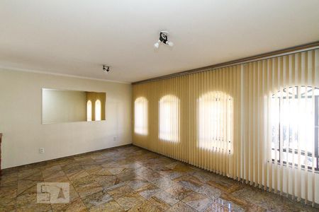 Sala de casa à venda com 4 quartos, 230m² em Vila Mafra, São Paulo