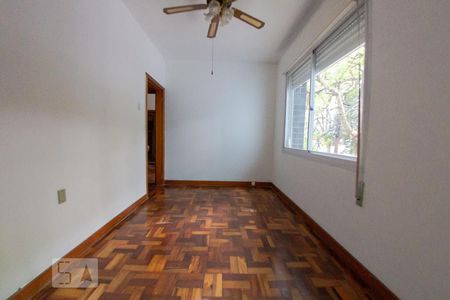 Quarto 1 de apartamento para alugar com 2 quartos, 70m² em Rio Branco, Porto Alegre