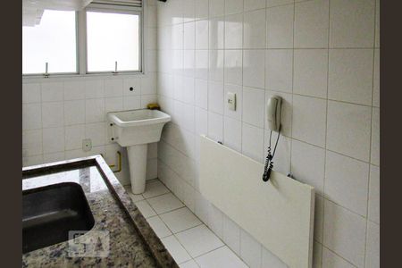 Cozinha de apartamento para alugar com 1 quarto, 50m² em Consolação, São Paulo