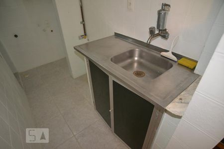 Cozinha de apartamento para alugar com 1 quarto, 49m² em Flamengo, Rio de Janeiro