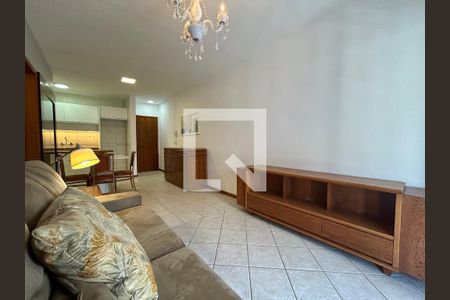 Sala de apartamento para alugar com 2 quartos, 76m² em Saco dos Limões, Florianópolis